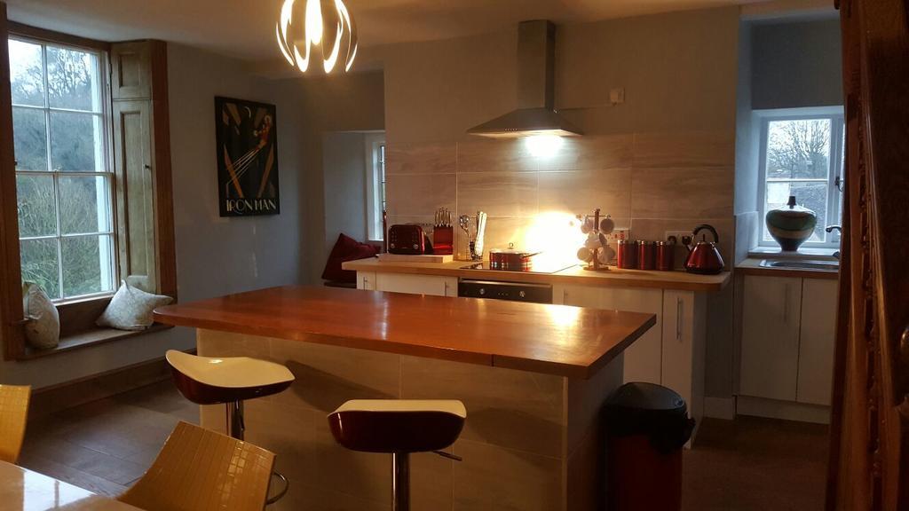 Grigshot Apartment Страуд Экстерьер фото